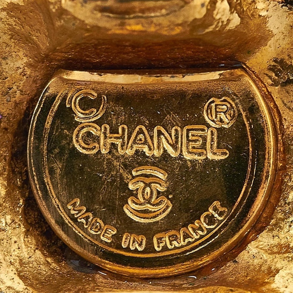 CHANEL Gold Spiral Earrings - Picture 7 of 10